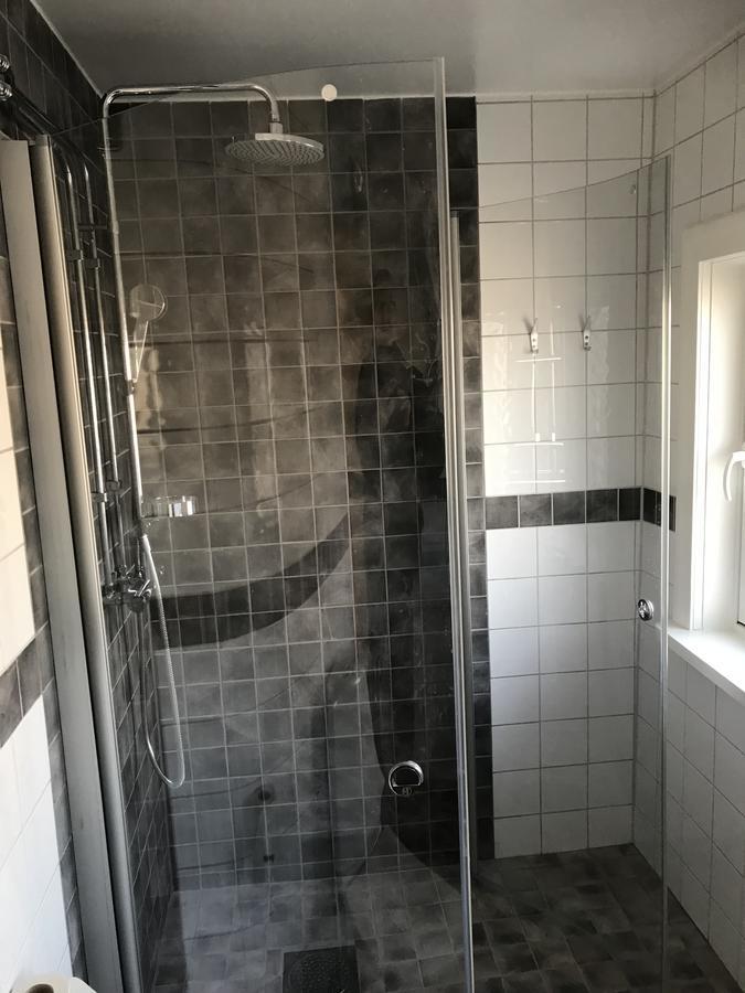 Overgrans Jordbruk Hotel Bålsta Esterno foto
